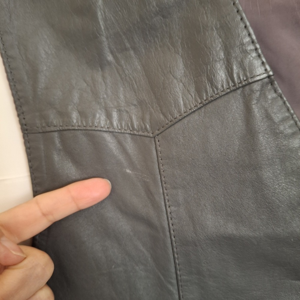 Austin Black Leather Vest Men's Size 46‎ Pockets * Flaws - Picture 11 of 13